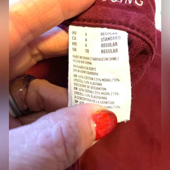 Ladies American Eagle skinny stretch size 6 reg - Picture 6 of 7